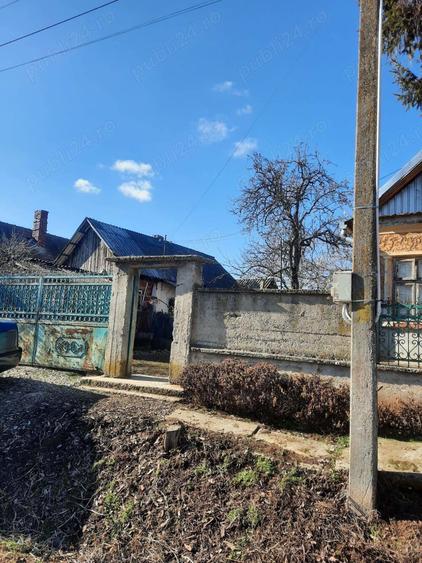 Casă cu 5 camere în Făncica