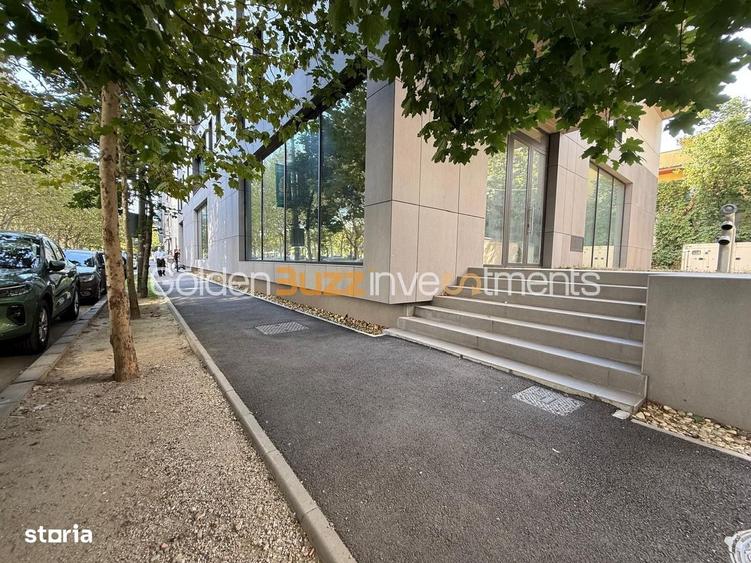 Spațiu comercial, de 370 mp, în Herăstrău
