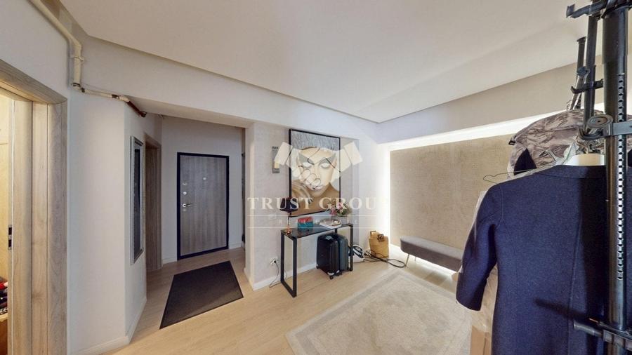 Apartament cu 4 camere decomandat, mobilat în Kiseleff