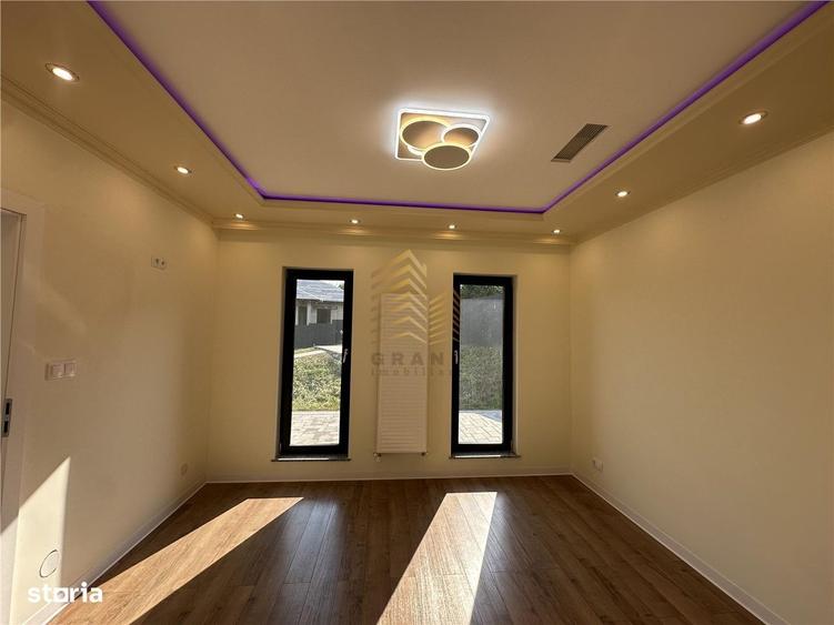 Casă cu 4 camere cu Teren 1000 Mp în Central