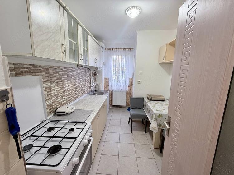 Apartament cu 2 camere semidecomandat în Vasile Aaron