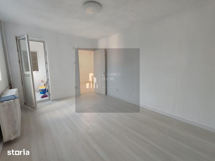 Apartament cu 2 camere decomandat în Metalurgiei