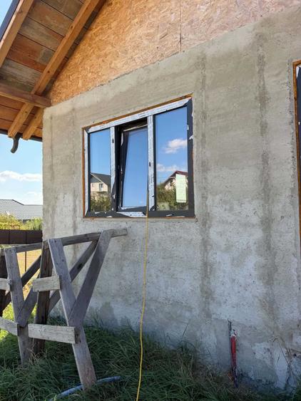 Casă cu 3 camere cu Teren 500 Mp în Secuia
