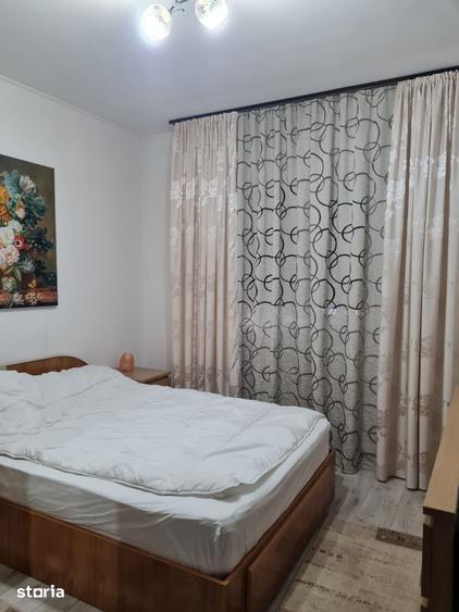 Casa, P+1+M, la 5 minute de Metrou Aparatorii Patriei. - 8