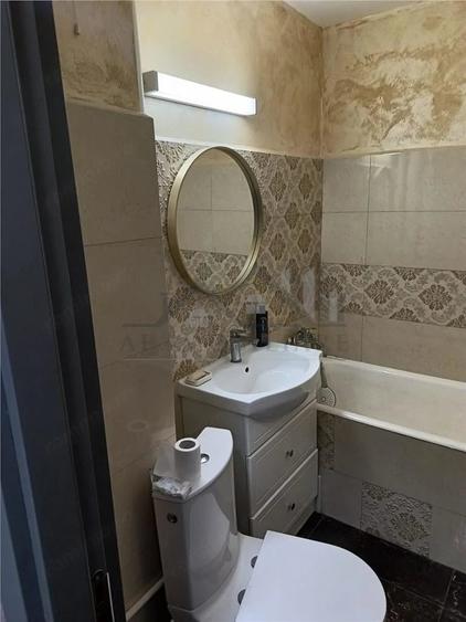 Apartament 2 camere decomandat in Podu Ros, 40 mp, Etaj 1 - 1