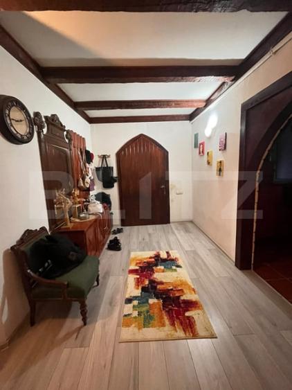 Casă cu 3 camere cu Teren 451 Mp în Central