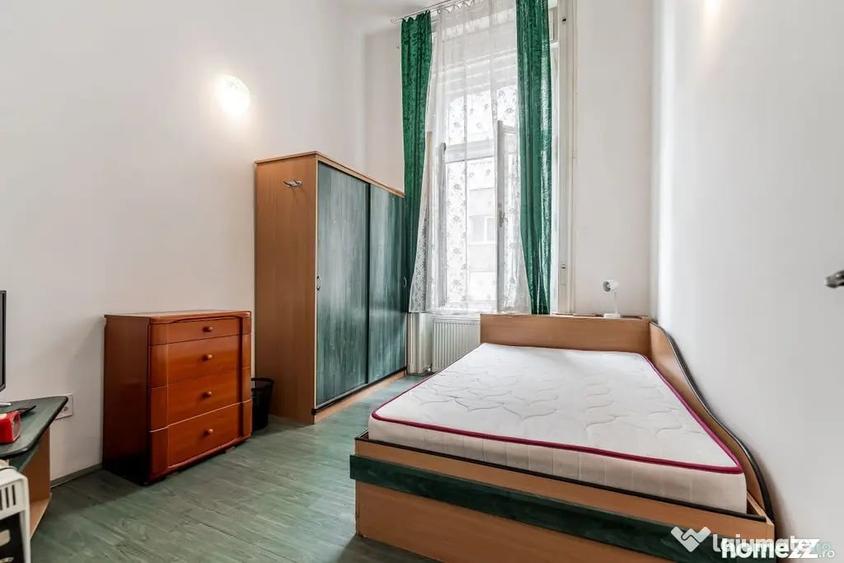 Apartament cu 4 camere decomandat în Ultracentral