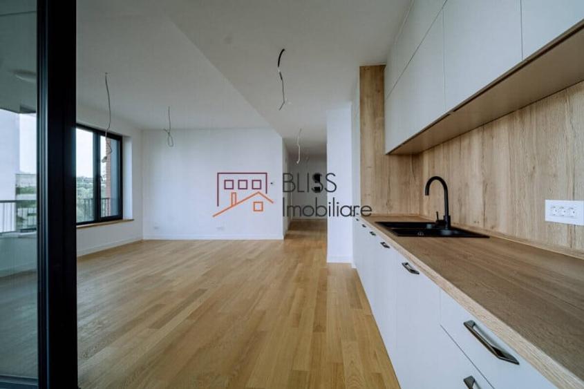 Apartament cu 3 camere semidecomandat în Iancu Nicolae