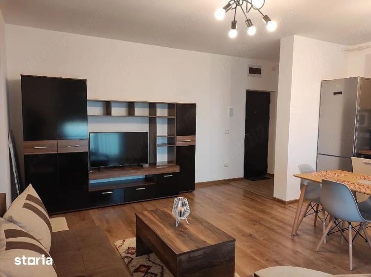 Apartament cu 2 camere semidecomandat în Giroc