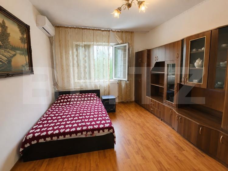 Garsonieră decomandată în Micro 40