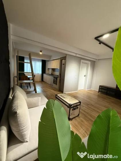 Apartament cu 2 camere decomandat în Calea Turzii