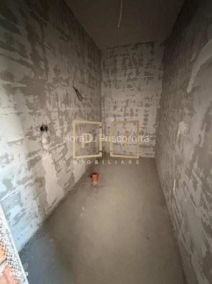Penthouse cu 3 camere, 66 mp + terasa, zona Sopor!