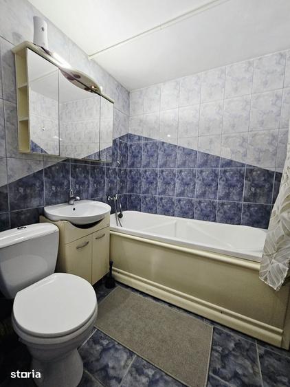 Apartament cu 3 camere decomandat în Copou
