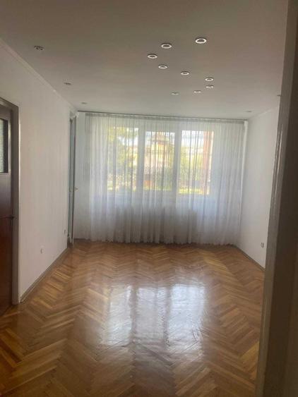 Apartament 3 camere Etaj 1 Visoi3 Strada Emil Garleanu 5 - 1