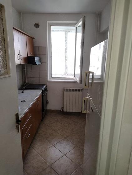 Apartament cu 2 camere semidecomandat, mobilat în Tineretului