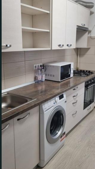 Apartament cu 2 camere decomandat în Pandurilor