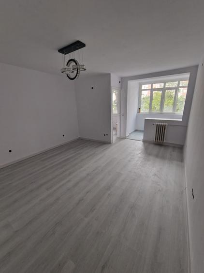 Garsonieră semidecomandată în Giurgiului