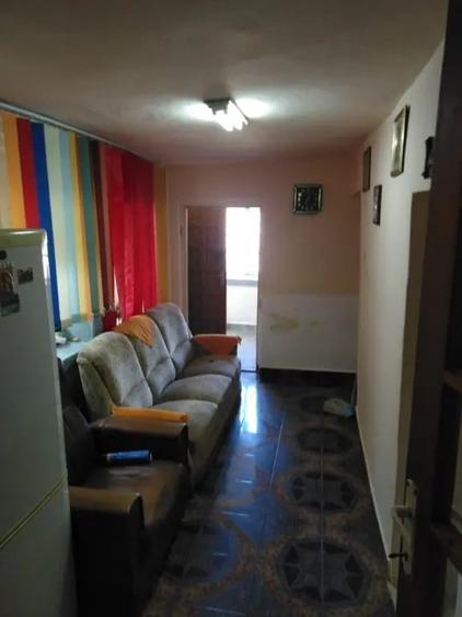Casă în Ghindeni
