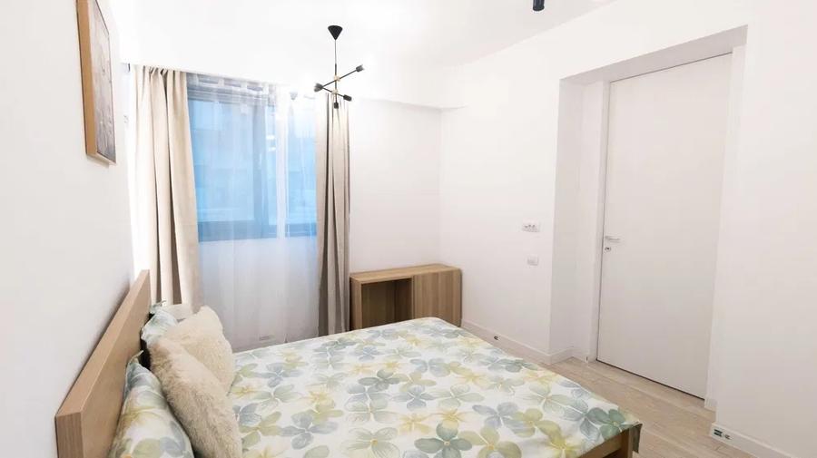 Apartament cu 2 camere decomandat, mobilat în Politehnica