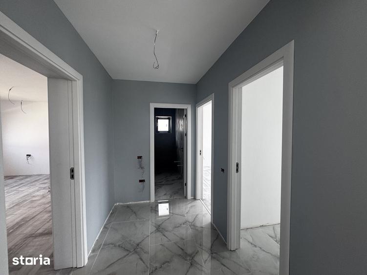 Casă cu 4 camere cu Teren 625 Mp în Ștefănești