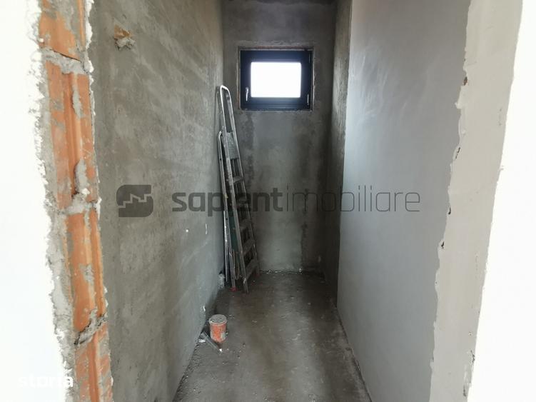 De vanzare casa cu 4 camere, la nivel semifinisat, Cihei - 5