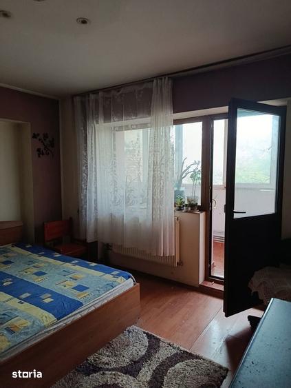 Garsonieră în Podu Roș