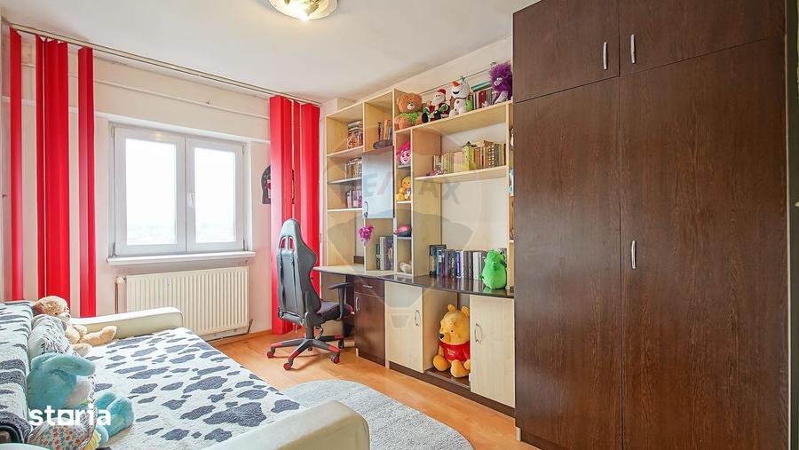 Apartament cu 3 camere decomandat, mobilat în Astra