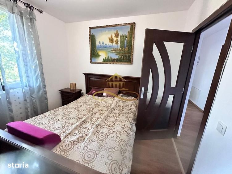 Casă cu 4 camere în Siretu
