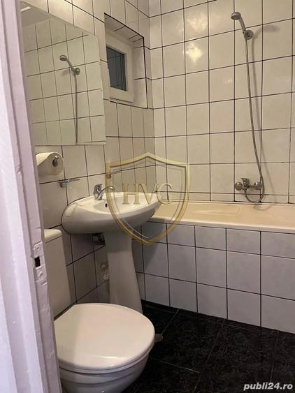 Apartament cu 3 camere decomandat, mobilat în Tei