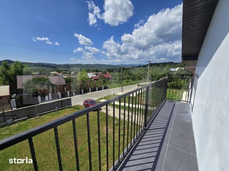 Casă cu 4 camere decomandat cu Teren 1458 Mp în Central