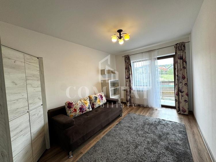Duplex cu 4 camere cu Canalizare în Europa