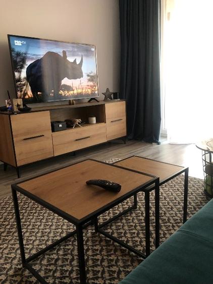 Apartament cu 2 camere decomandat, mobilat în Tractorul