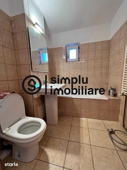 Apartament cu 3 camere decomandat, mobilat în Sărari
