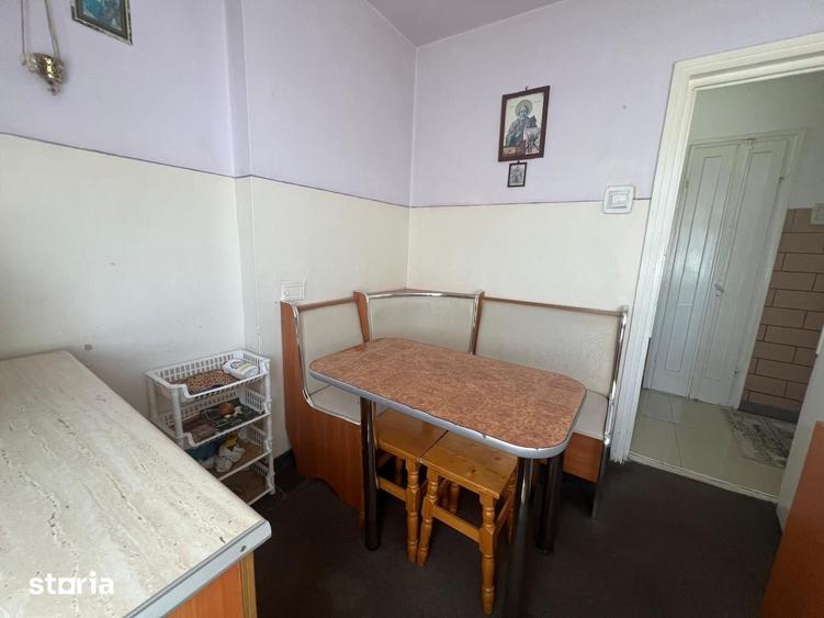 Apartament cu 2 camere semidecomandat în Central