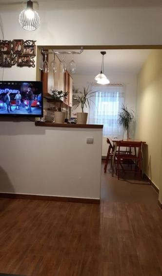 Apartament cu 2 camere decomandat, mobilat în Metalurgiei