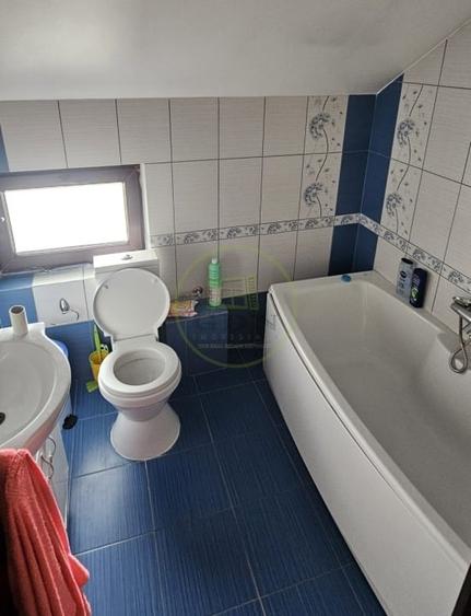 Casă individuală cu 3 camere cu Canalizare în Malu Mare