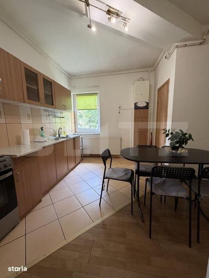 Apartament cu 2 camere decomandat în Vălureni
