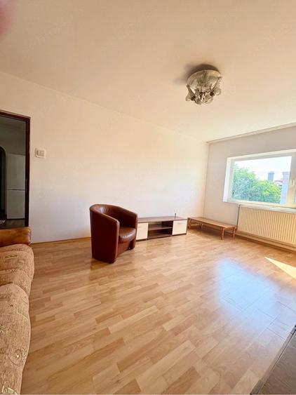 Apartament cu 2 camere decomandat în Dacia