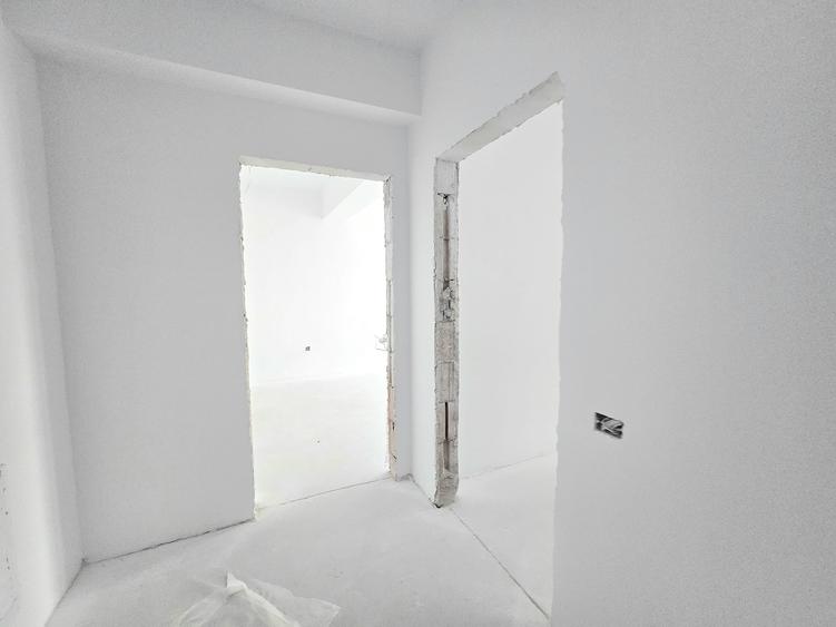 Apartament cu 2 camere decomandat în 1 Decembrie 1918
