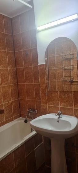 Apartament cu 2 camere semidecomandat în Șagului