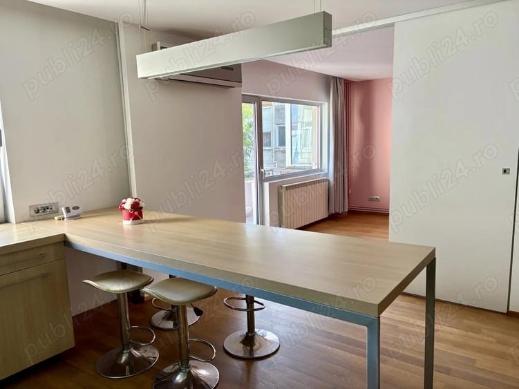 Apartament cu 2 camere decomandat în Bucovina