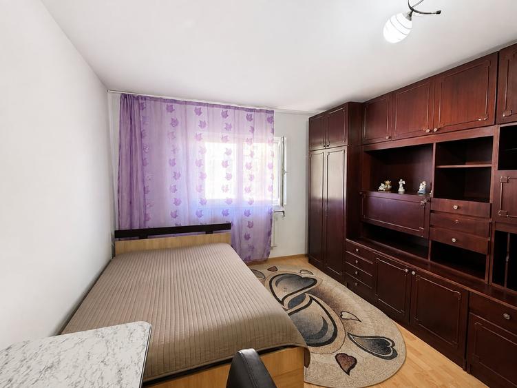 Garsonieră nedecomandată, mobilată în Complex Studențesc