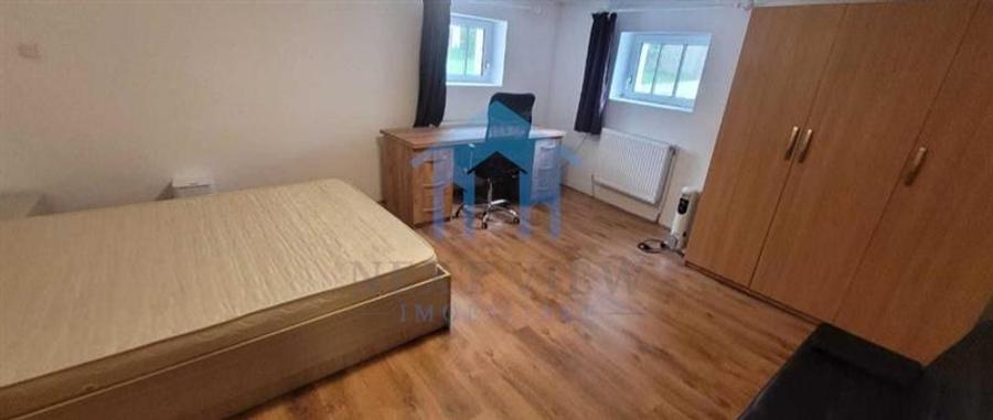 Apartament cu 3 camere decomandat în Hașdeu