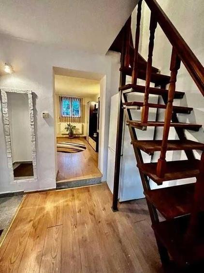 Casă cu 3 camere cu Teren 200 Mp în Central