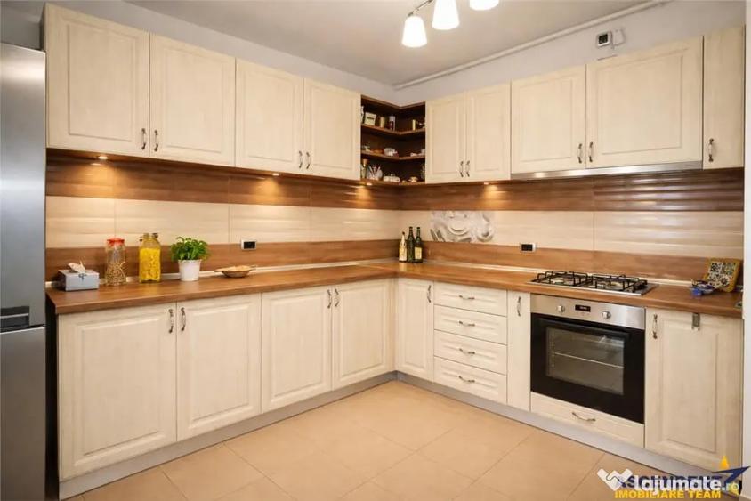 Apartament cu 2 camere decomandat în Vest