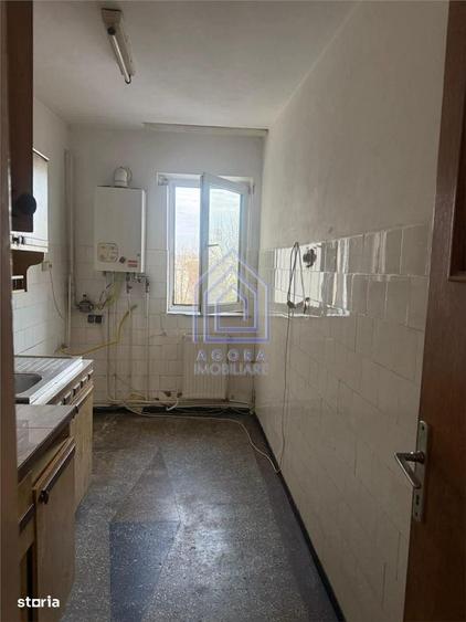 Apartament cu 3 camere în Roșu