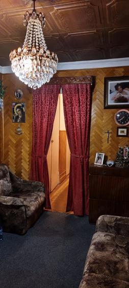 Apartament cu 4 camere decomandat în Vasile Aaron