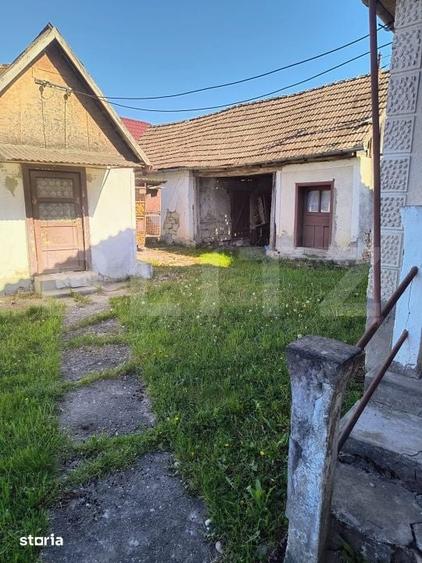 Casă cu 3 camere cu Teren 957 Mp în Bobâlna