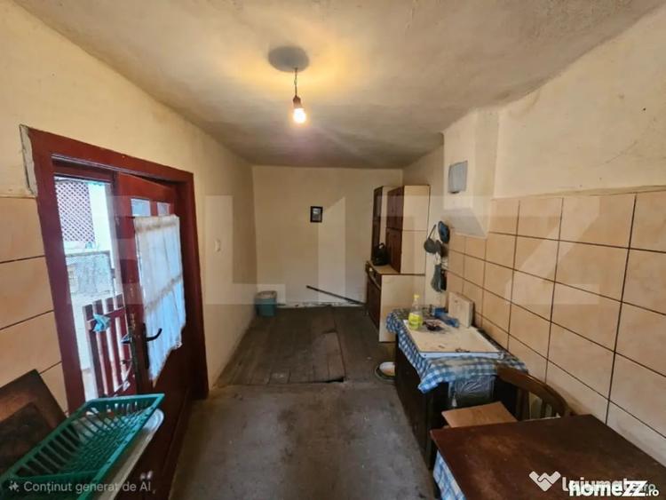 Casa spa?ioasa cu 4 camere, bucatarie de vara ?i tere - 14