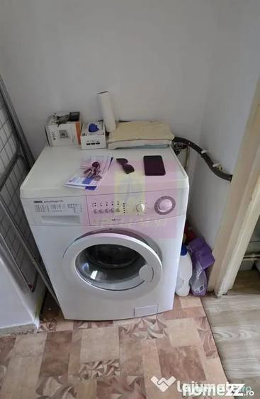 Apartament cu 3 camere semidecomandat în Autogară